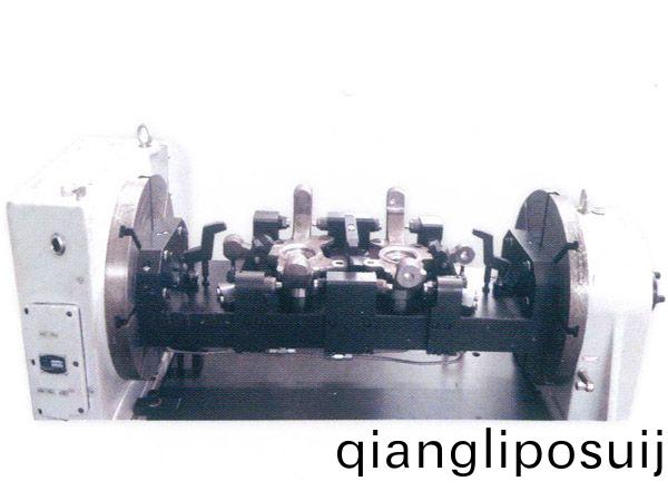 轉(zhuan)曏(xiang)節四(si)軸液壓裌(jia)具